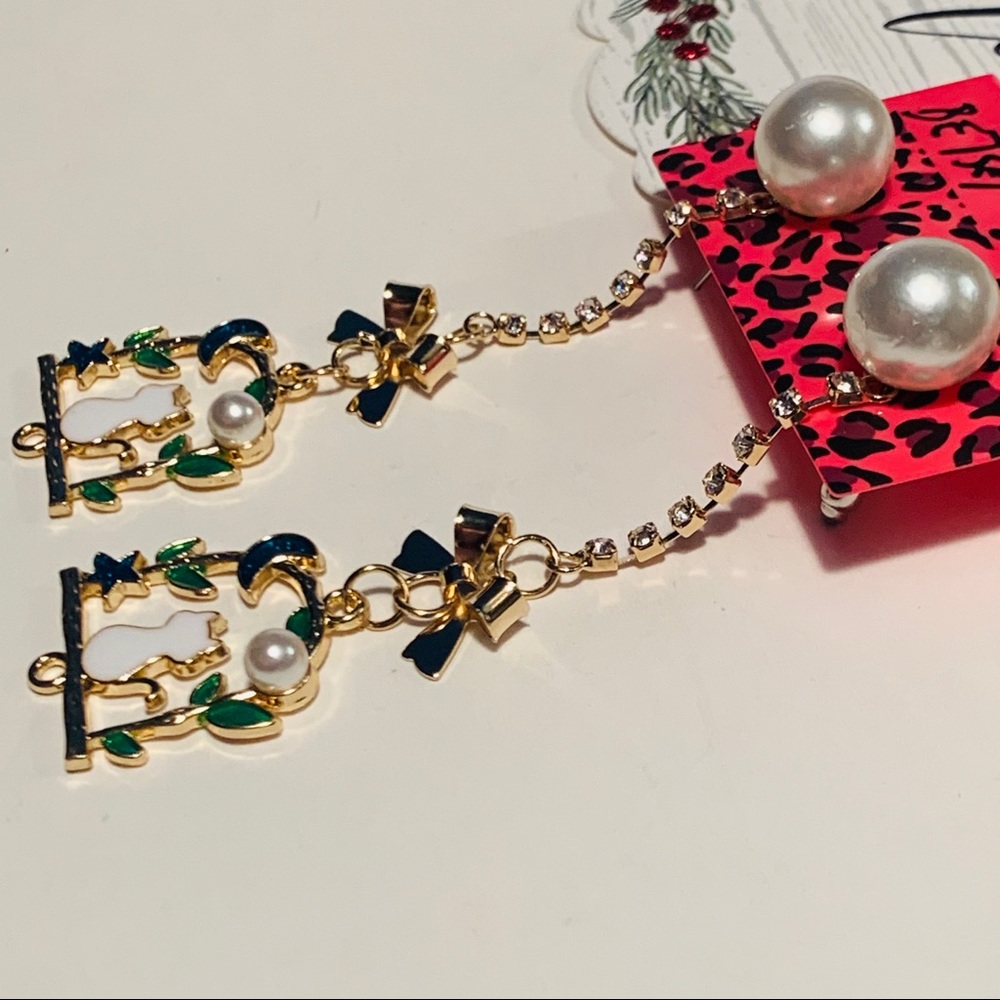 🌸 3/$30 🌸 Betsey Johnson Style - Night Sky Cat Earrings - Picture 2 of 7